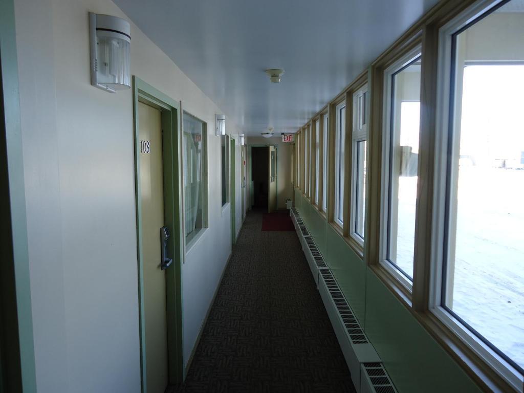Canadiana Motel Sudbury Luaran gambar