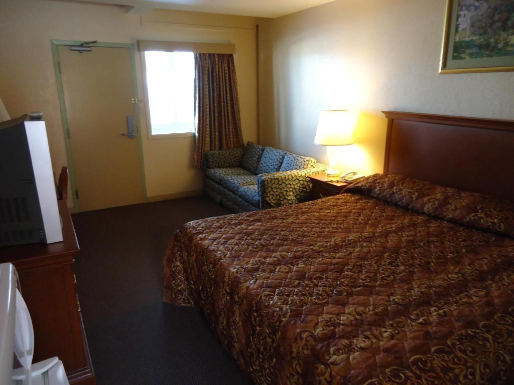 Canadiana Motel Sudbury Bilik gambar