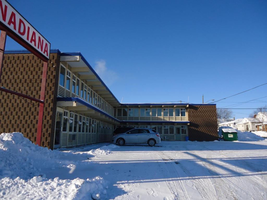 Canadiana Motel Sudbury Luaran gambar